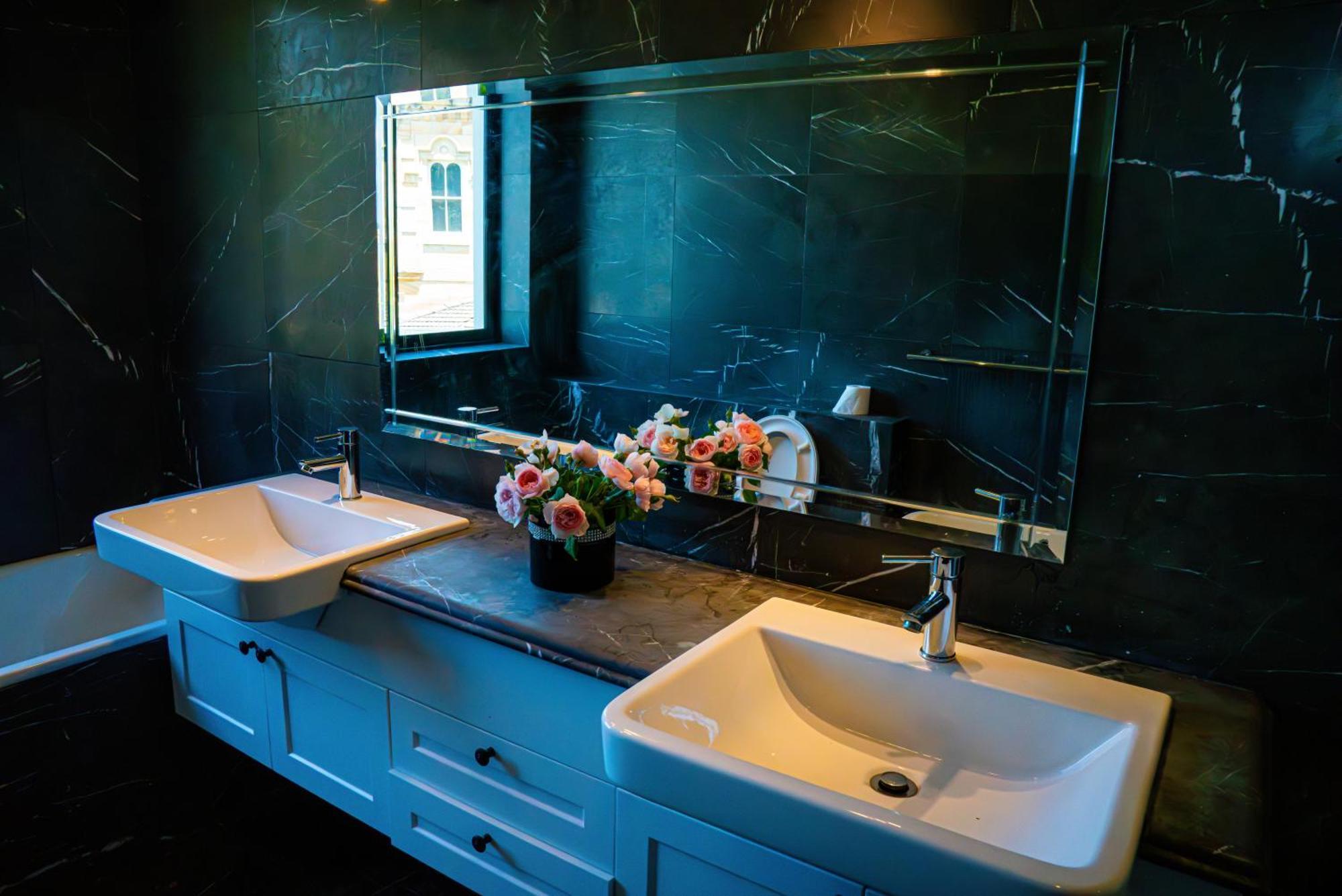 Luxury Harbour View Holiday home *